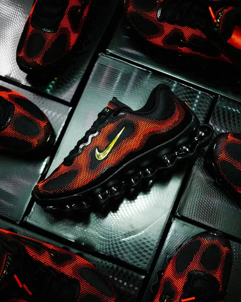 Venous Leak Sneakers